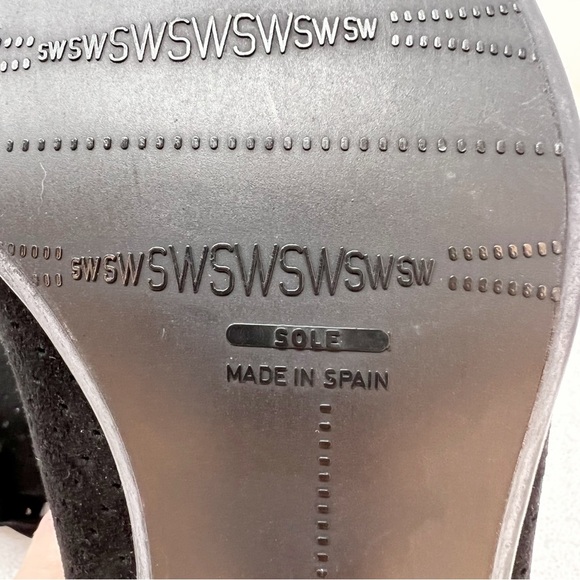 Stuart Weitzman Suede perforated kitten heel shoes size 9 women's - Picture 3 of 16